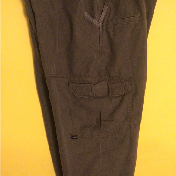 Women’s 5.11 Tactical Series Khaki Cargo Pants W/L - Picture 3 of 8